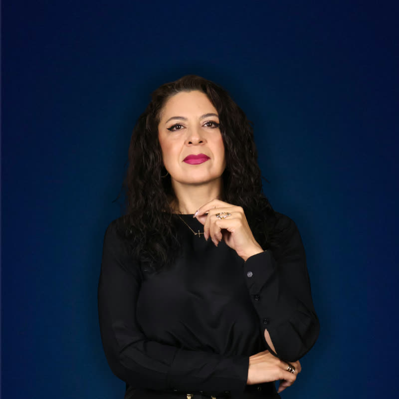 Carmen Linares